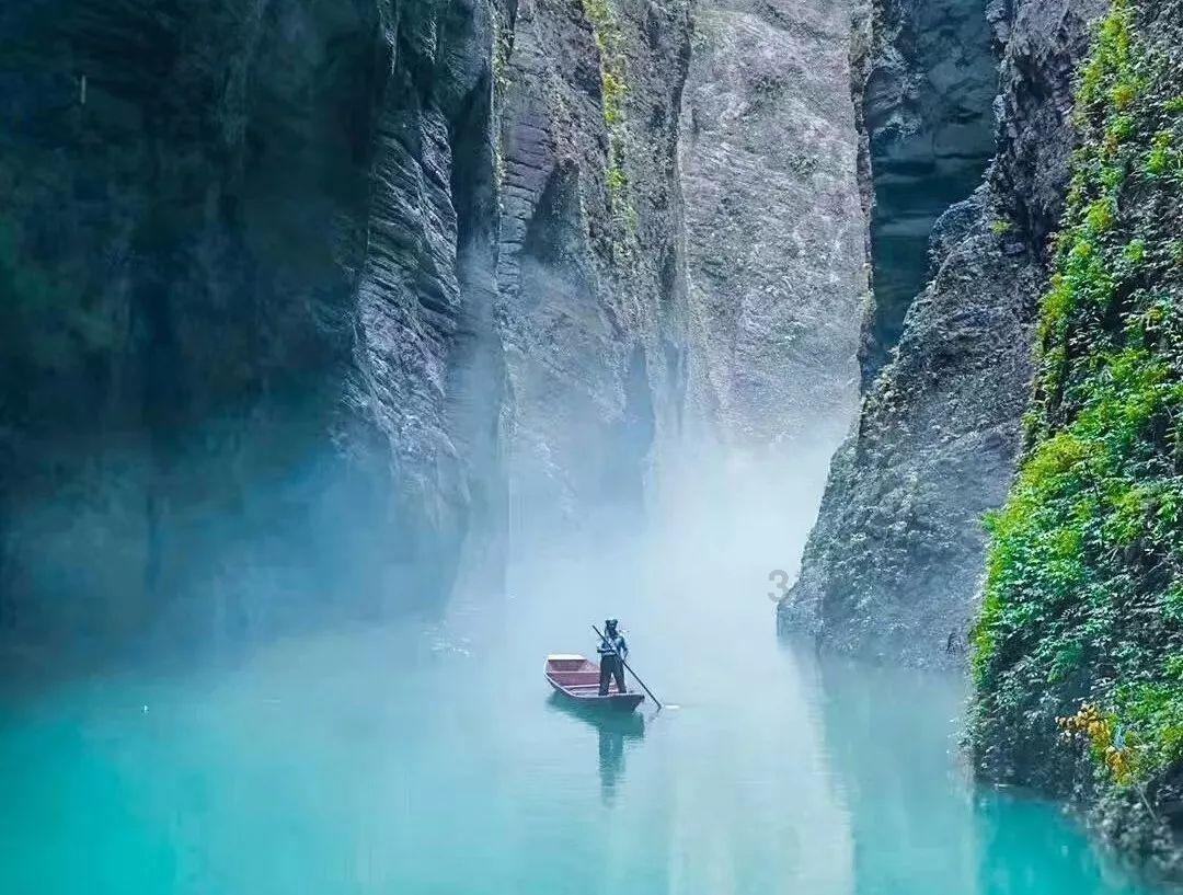 诸葛亮草船借箭时，曹操为什么不选择使用火箭？