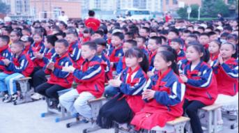 增值税发票上开票人、复核人、收款人可以为一个人吗？
